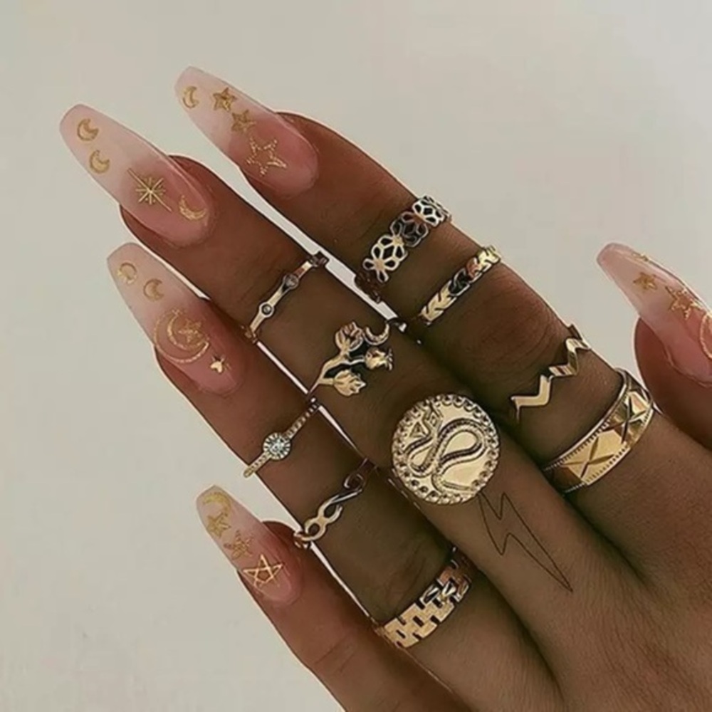3/$30 💛 Bohemian Gold Ring Set